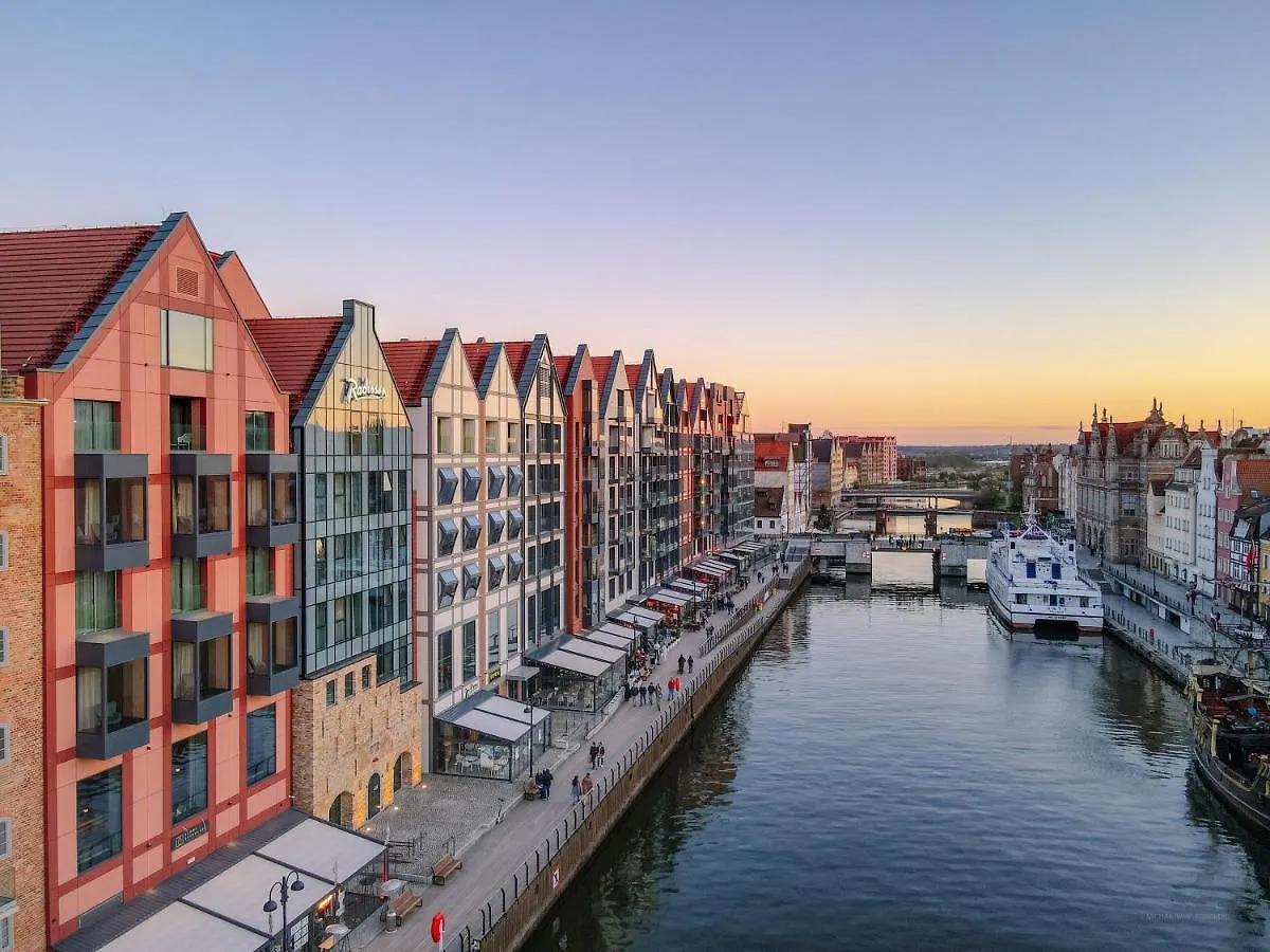 Deo Plaza By Rent Like Home -Pink- Gdańsk